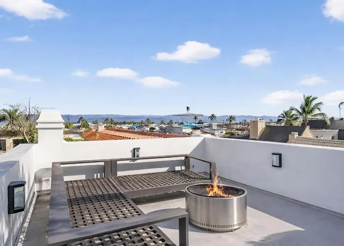 Outrigger Beach Retreat